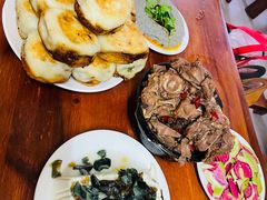 -宝瑞门钉肉饼店