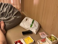 -涨巢·潮玩水疗局