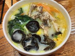 鸡汤米线-云海肴·汽锅鸡·云南菜(天津国金汇店)