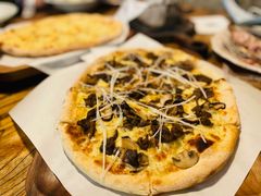 -I HOLIC艾豪丽披萨(KKone店)
