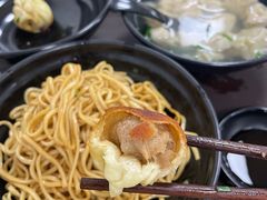 -赵宝美煎包店