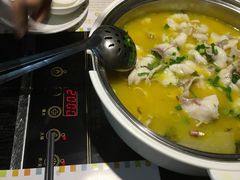 -严厨老坛酸菜鱼(吴江万宝店)