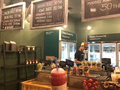 -席娜卡琳火车铁道夜市