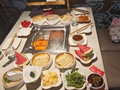 -海底捞火锅鲜切牛肉主题店(长寿路店)
