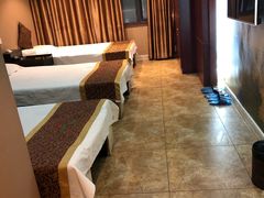 -重庆家富富侨养生会所全省示范店(东五路店)