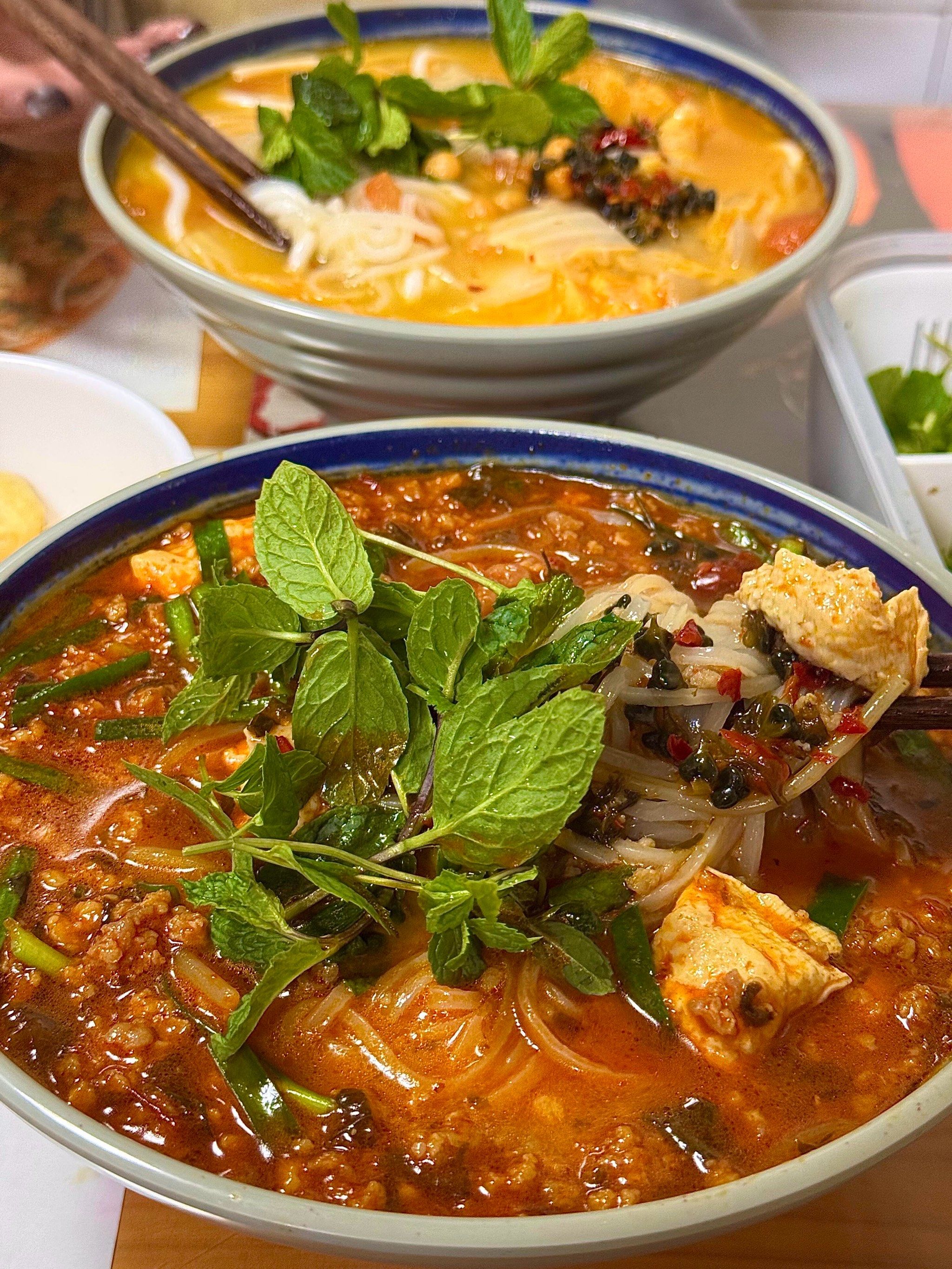 北京,正宗云南米线饵丝配韭菜花绝了