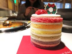 彩虹蛋糕切片-巴黎贝甜(来福士店)
