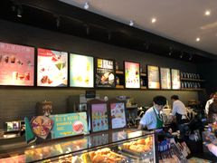 -星巴克臻选(莘庄仲盛店)