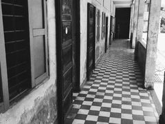 -吐斯廉屠杀博物馆