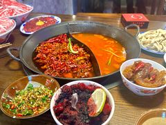 -萍姐火锅·公路夜市(武汉首店)