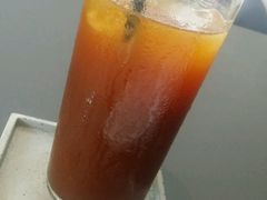 -UNI UNI(环亚凯瑟琳店)