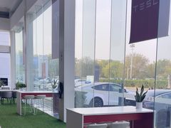 -TESLA 特斯拉(北京南四环中路特斯拉中心)
