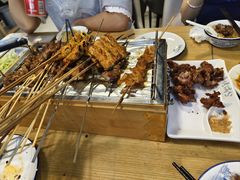 -烤满分·东北烧烤(首经贸店)