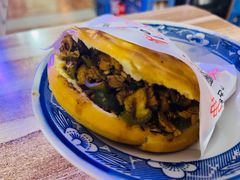 孜然夹馍-老字号杨坡红油米线腊汁肉夹馍(东四道巷店)