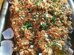 -宏兴烤鱼山庄(宣恩总店)