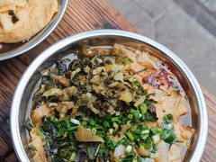 -炳记牛味粉店(四坊路店)