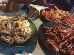 -沪小胖小龙虾(淮海中路旗舰店)