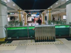 -上海航头东站停车场