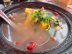 -蚝羊氣惠来羊肉火锅·高压锅生蚝