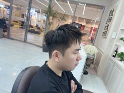 -尤司男士国潮理发馆