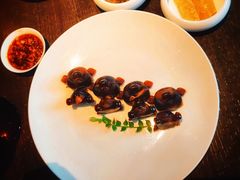 甄御招牌猪蹄-甄御•海鲜新青岛菜(麦岛店)