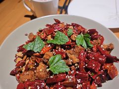 牛牛辣子鸡-彝席之地四合院·山珍私宴·婚宴