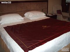 大床-紫玉御骊酒店