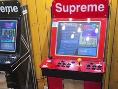 -伯爵·沉浸式超级密室·直营店