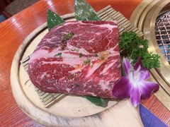 -喜牛烧肉酒场·黑金店(威高广场店)