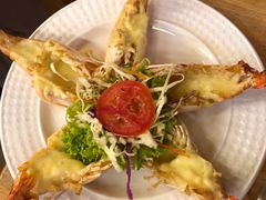 -J Daeng Seafood