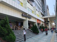 -锦江乐园(地铁站)