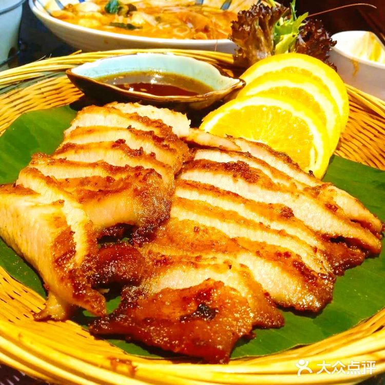 [亲亲][亲亲]探密泰妃殿宝藏级甜品:手提达叻椰子冰沙[胜利][胜利]