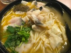 -鑫花溪牛肉米粉(凤凰街创始总店)