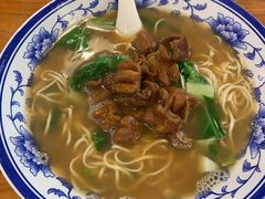-何太太馄饨面铺(大浒东苑店)