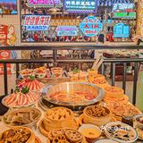 甜品不限量的卤菜火锅👀跑断腿也要吃