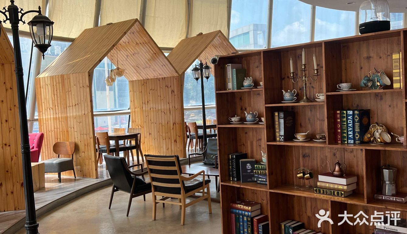 下次去必须把杏仁牛角包吃到！