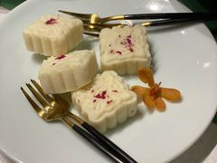 -荷风细雨·中国茶宴(世纪大道店)