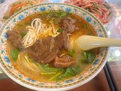 -金杨拉面王小吃面馆·牛三宝面·红烧牛肉粉