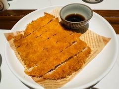 上海炸猪排-蟹黄鱼·楼上面馆(外滩中央旗舰店)