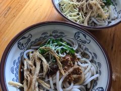 -再回首鸡肉米线(人民路一店)