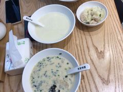 -弄堂咪道-饭香·面香·馄饨香(汇锦广场店)