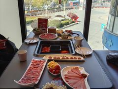 -洞子口重庆鲜货火锅(楚翘城旗舰店)