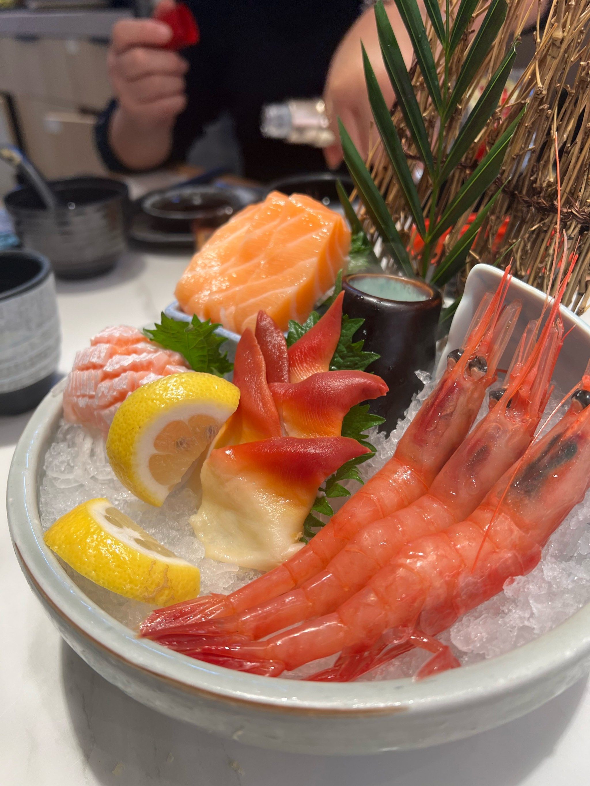 菊樱寿司配上五粮液必属精品