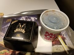 -麦当劳(新华路步步高店)