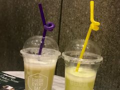 甘蔗雪梨汁-每日新鲜水果吧(黄浦来福士店)