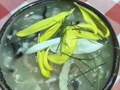 -龙桥私厨·姜花菊花过桥鱼·顺德菜(容桂店)
