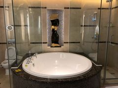 -青岛海尔洲际酒店