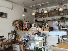 -In Cafe隐食研室