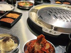 -哈哈碳都·牛肋条无限自助烤肉(台江万达店)
