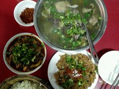 -谢老五跷脚牛肉·非遗传承店